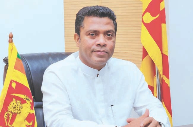 වෛද්‍ය නලින්ද ජයතිස්ස  ජිනීවා නුවරට